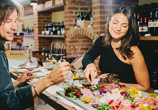 Weinkeller Sunstar Hotel Tessin Brissago Schweiz s